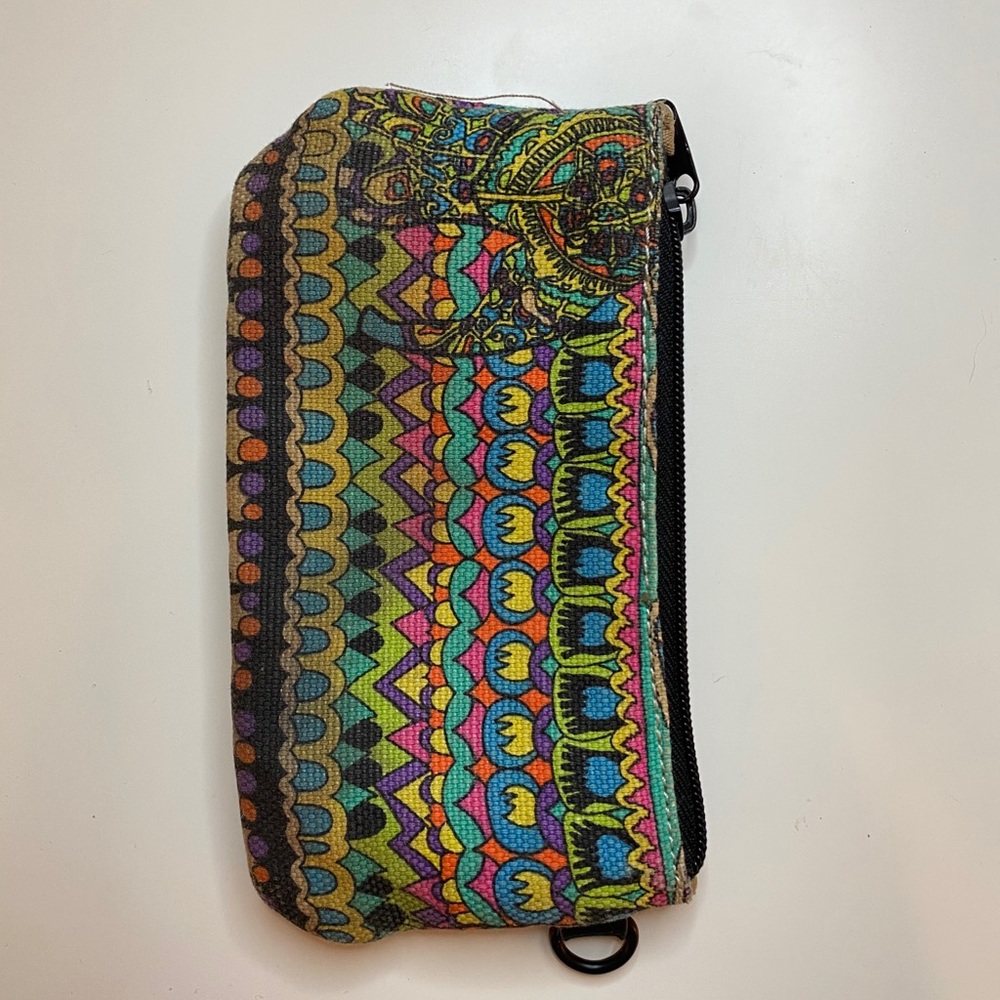 Aztec Design Small Pouch - Picture 3 of 3